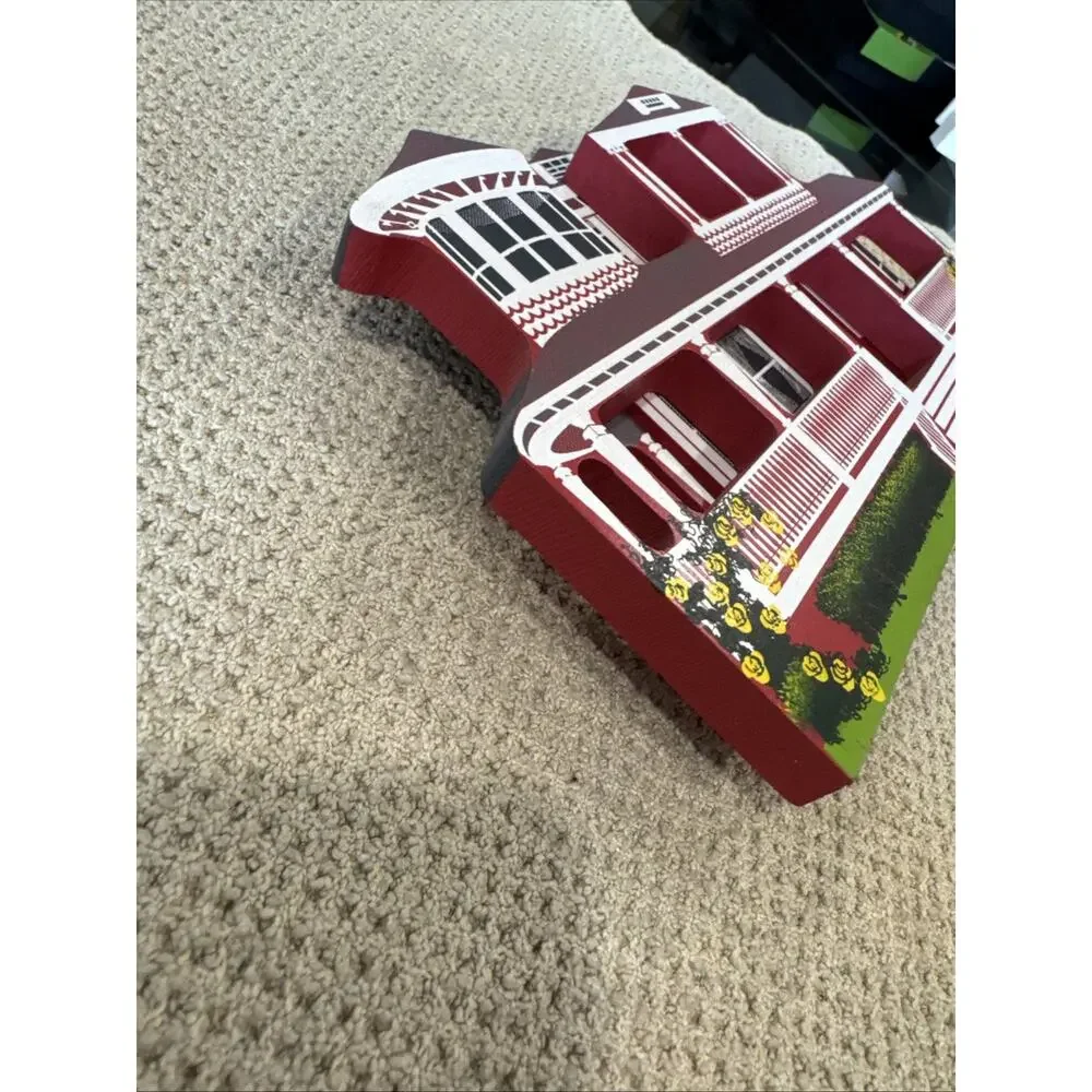 Shelia's Collectibles Heffron House Galveston, Texas 1993 Shelf Sitter